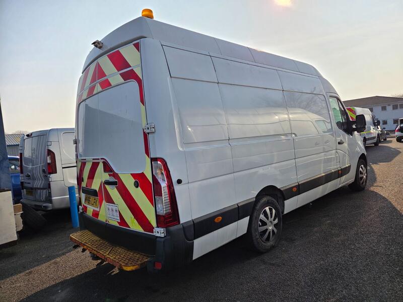 VAUXHALL MOVANO