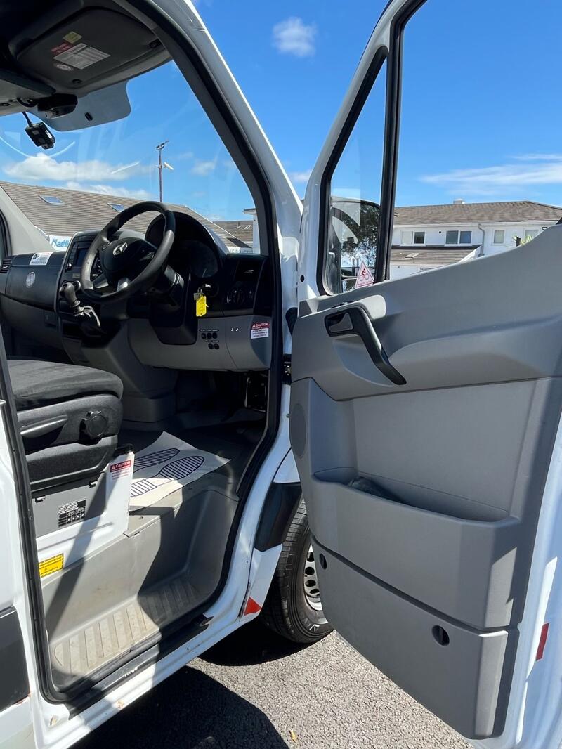 MERCEDES-BENZ SPRINTER