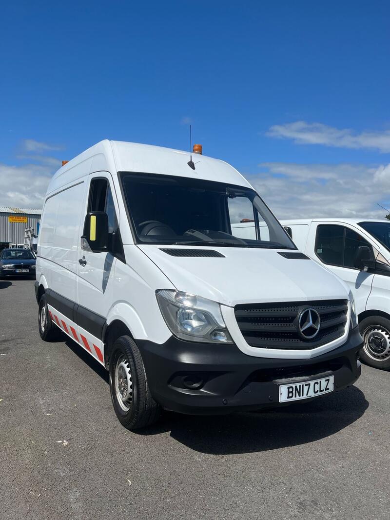 MERCEDES-BENZ SPRINTER