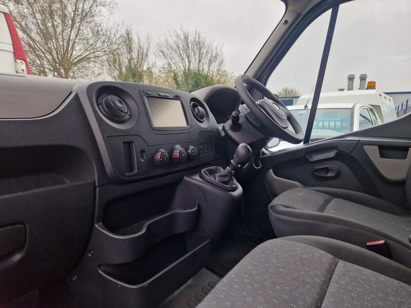 VAUXHALL MOVANO