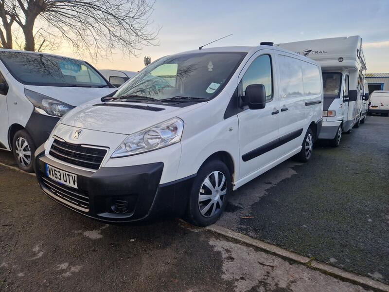 PEUGEOT EXPERT
