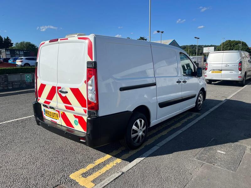 PEUGEOT EXPERT