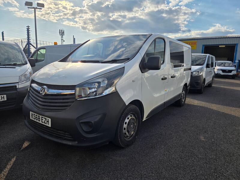 VAUXHALL VIVARO