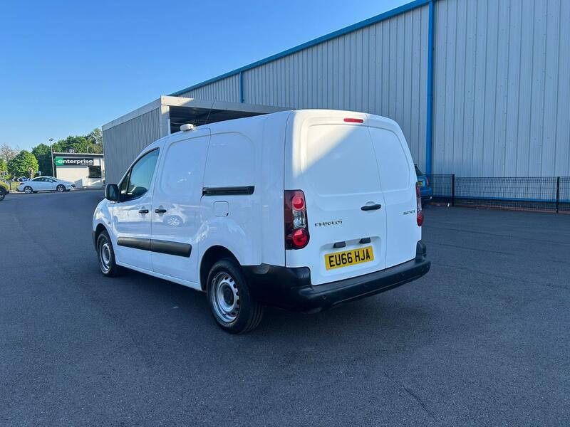PEUGEOT PARTNER