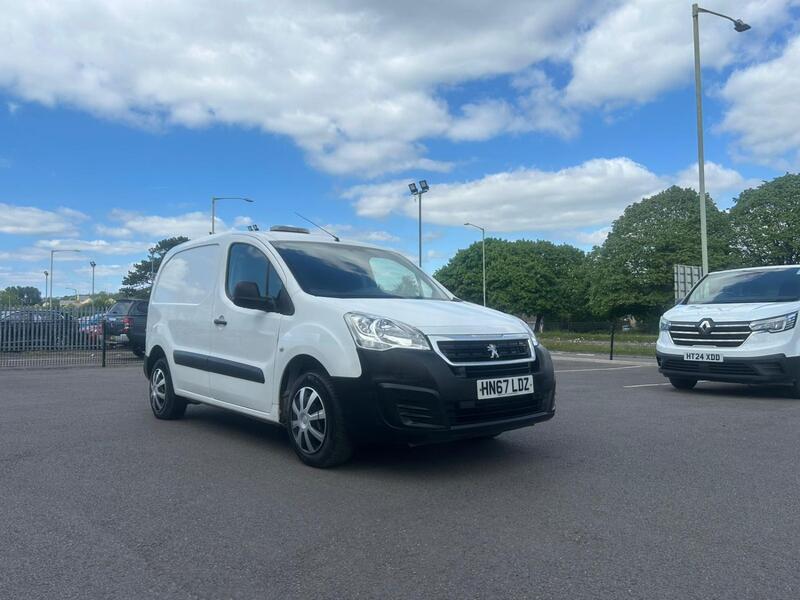 PEUGEOT PARTNER