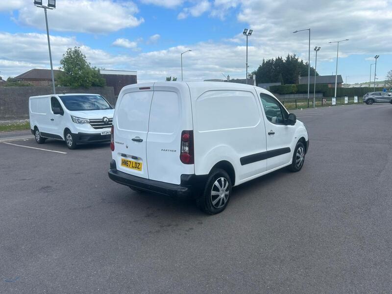 PEUGEOT PARTNER