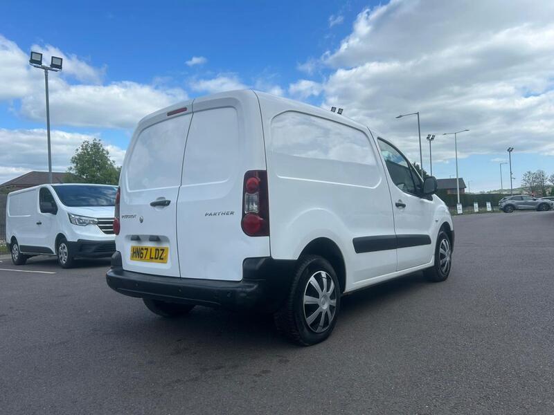 PEUGEOT PARTNER