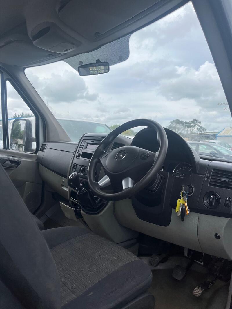 MERCEDES-BENZ SPRINTER