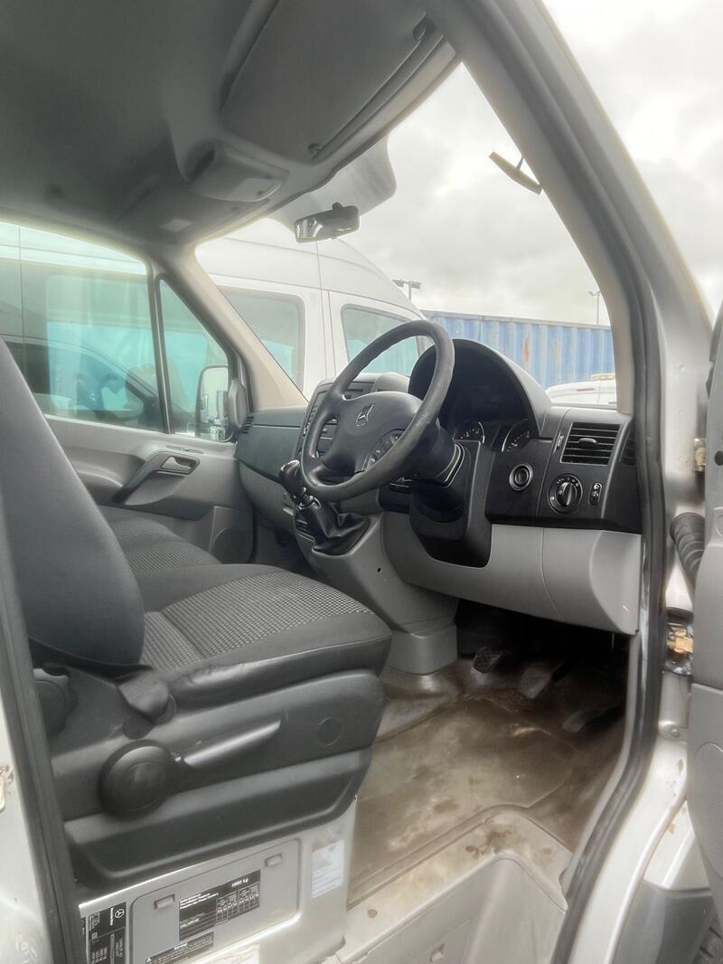 MERCEDES-BENZ SPRINTER