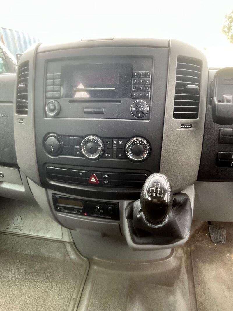 MERCEDES-BENZ SPRINTER