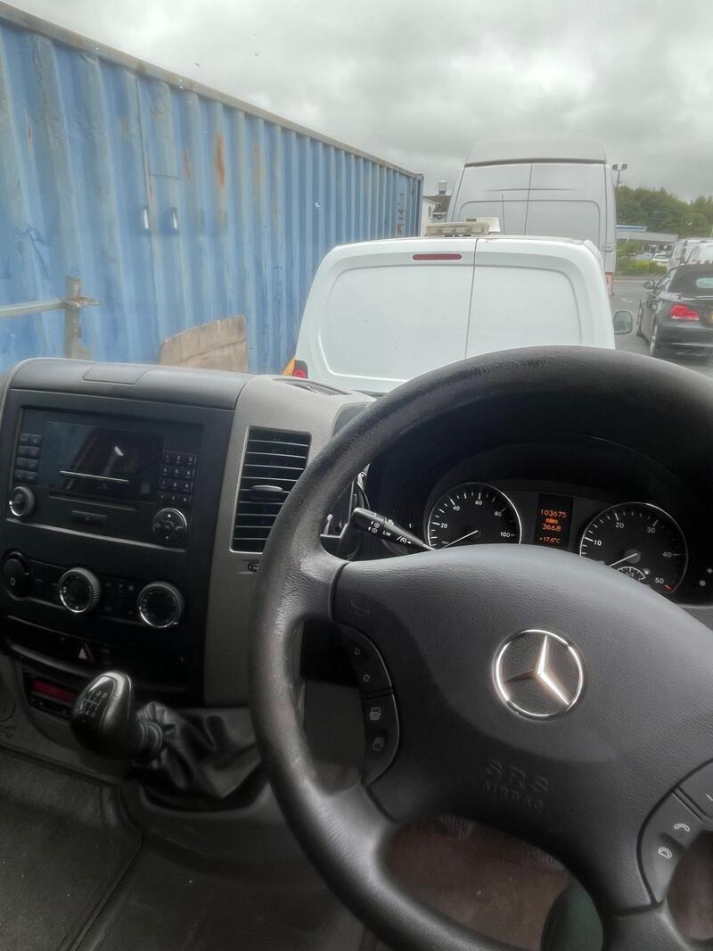 MERCEDES-BENZ SPRINTER