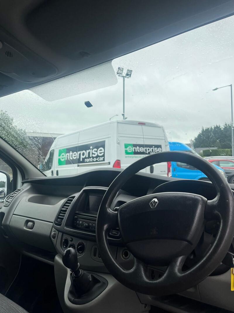 RENAULT TRAFIC