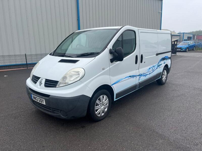 RENAULT TRAFIC