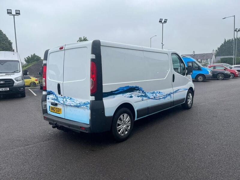 RENAULT TRAFIC