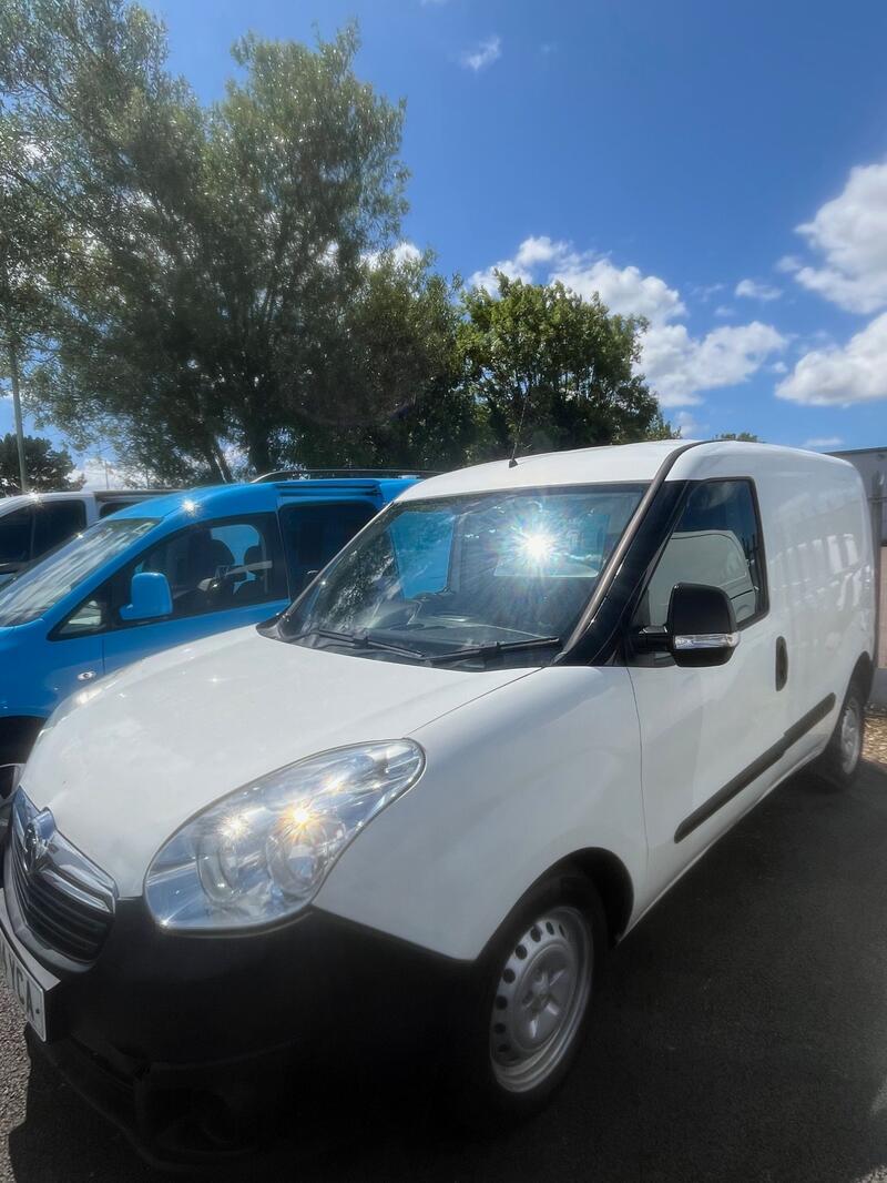 VAUXHALL COMBO