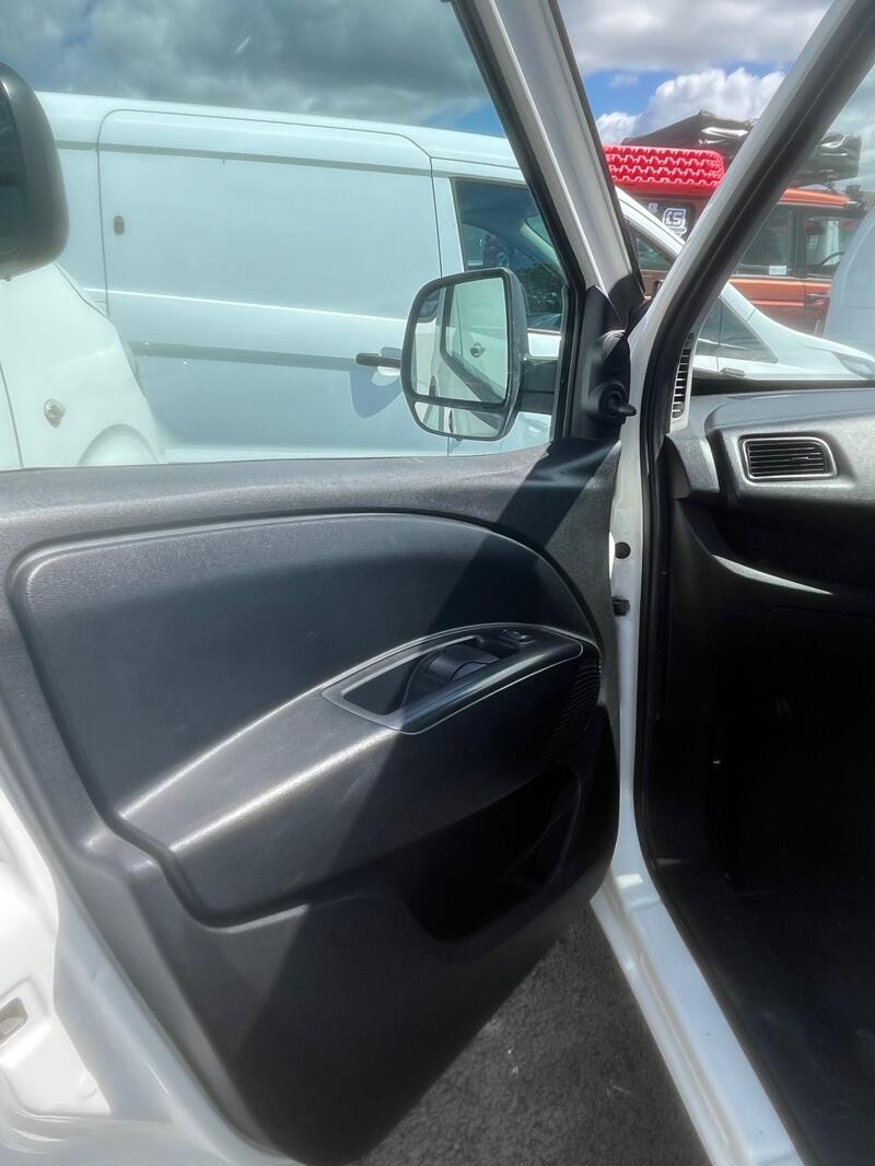 VAUXHALL COMBO