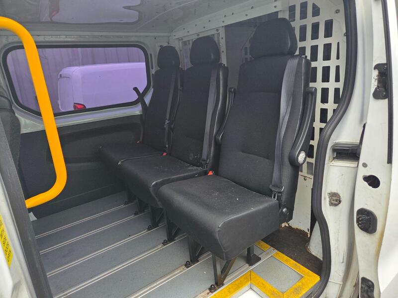 VAUXHALL VIVARO