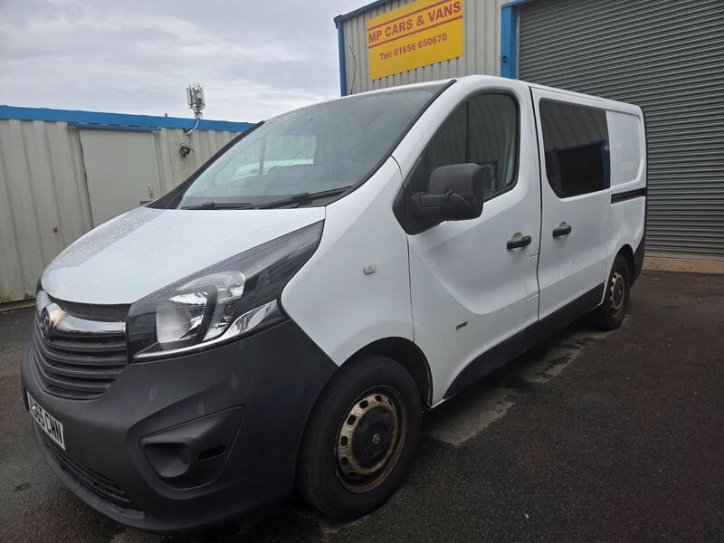 VAUXHALL VIVARO