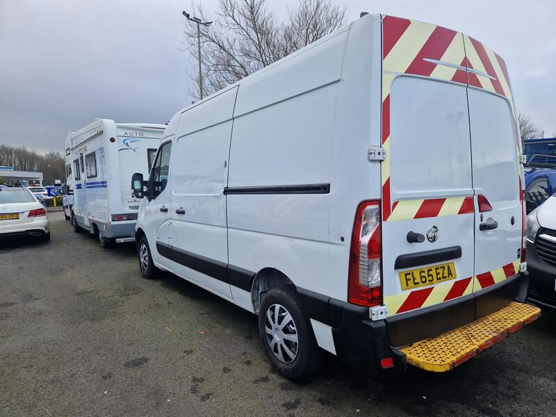 VAUXHALL MOVANO