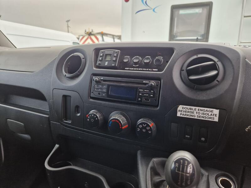 VAUXHALL MOVANO