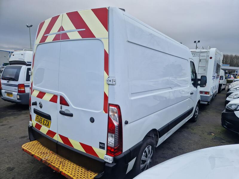 VAUXHALL MOVANO